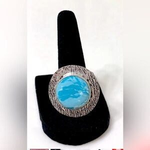 Beautiful Ring - size 9.5